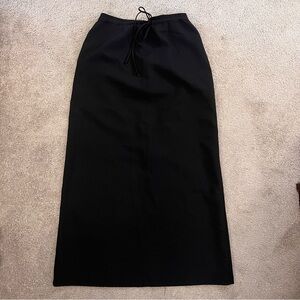 BLACK VINTAGE MAXI SKIRT